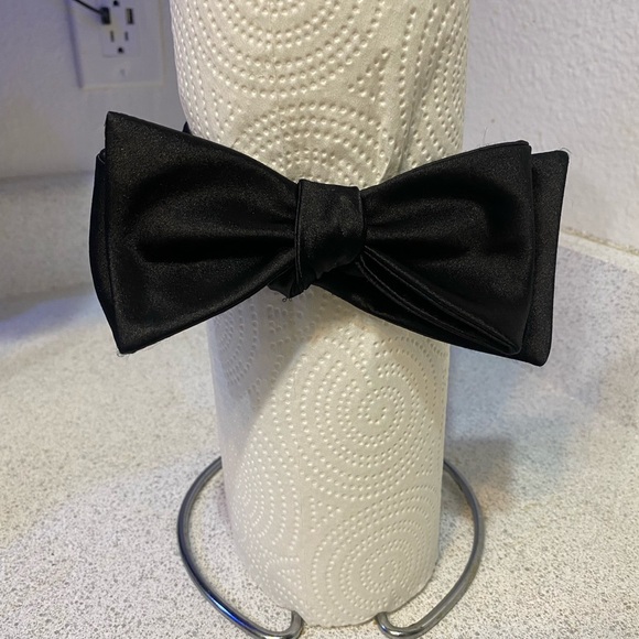 2 Tie Bar - Black Self Tie Bow Ties. Regular & Batwing - Picture 3 of 9